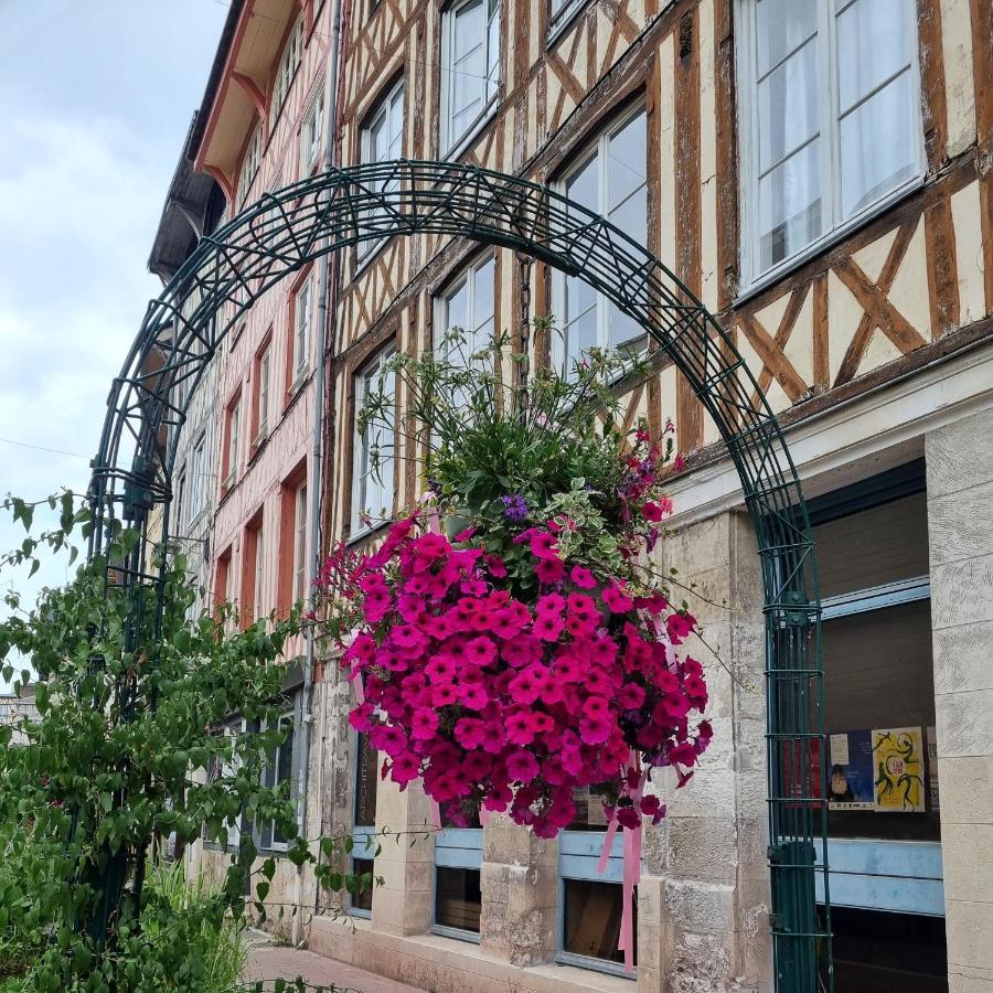 Le Fruit Defendu "Love Room" Jacuzzi Centre Ville Rouen Exterior photo